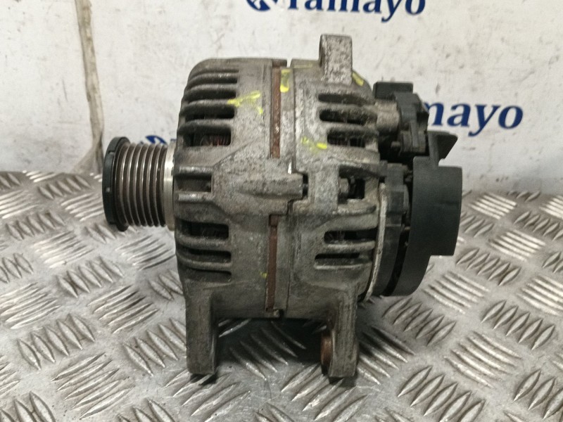 Recambio de alternador para renault scénic ii (jm0/1_) 2.0 dci (jm1k) referencia OEM IAM 8200356669D  0124425018