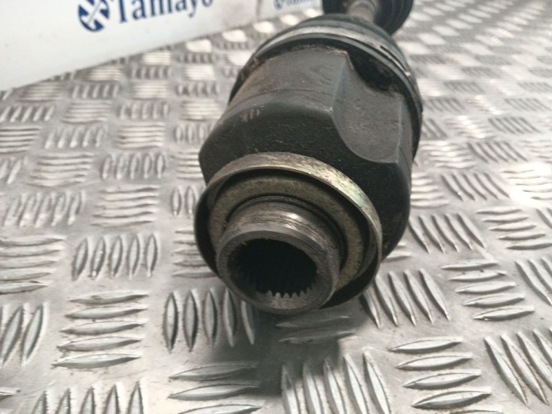 Recambio de transmision delantera derecha para kia sportage 2.0 crdi referencia OEM IAM 1250003A  