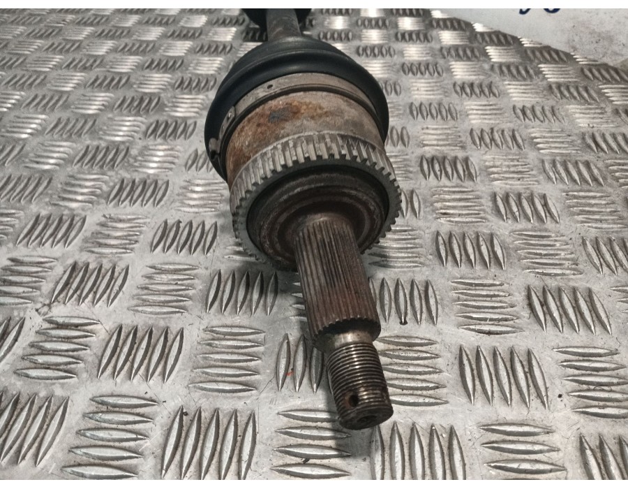 Recambio de transmision delantera derecha para kia sportage 2.0 crdi referencia OEM IAM 1250003A  