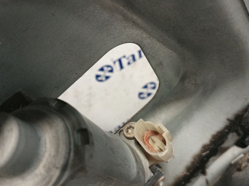 Recambio de elevalunas delantero izquierdo para kia sportage 2.0 crdi referencia OEM IAM 824701FXXX  