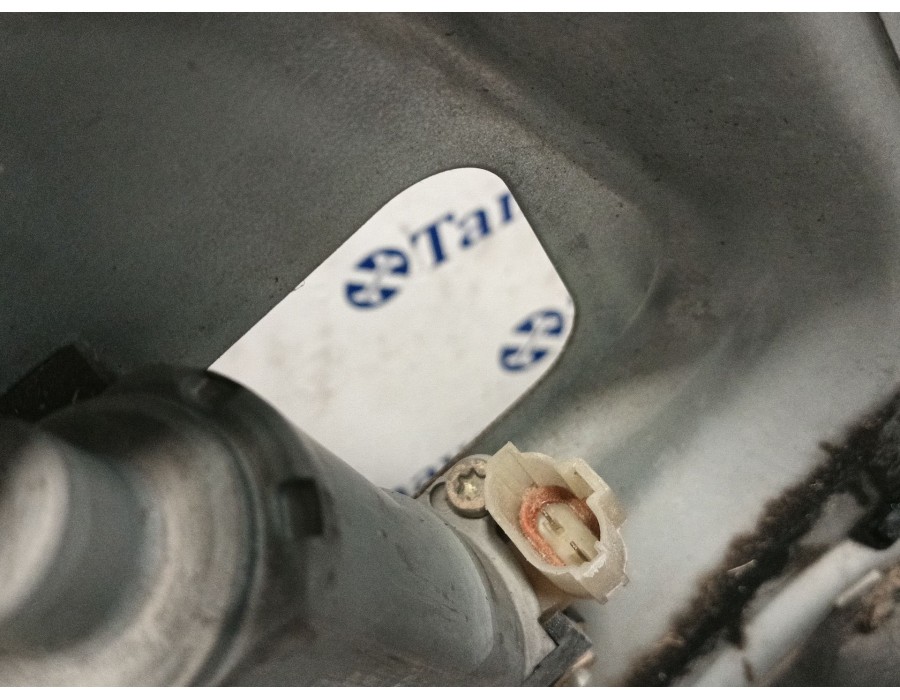 Recambio de elevalunas delantero izquierdo para kia sportage 2.0 crdi referencia OEM IAM 824701FXXX  