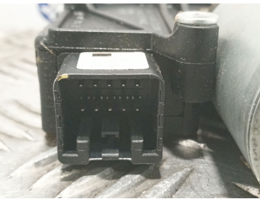Recambio de motor techo electrico para kia sportage 2.0 crdi referencia OEM IAM FR01600350A  1701848