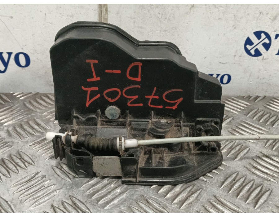 Recambio de cerradura puerta delantera izquierda para bmw serie 1 berlina (e81/e87) 2.0 turbodiesel cat referencia OEM IAM A0537