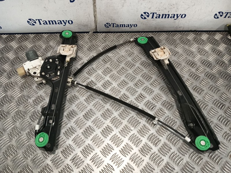 Recambio de elevalunas delantero derecho para bmw serie 1 berlina (e81/e87) 1.6 16v cat referencia OEM IAM 7067796S  7138466E