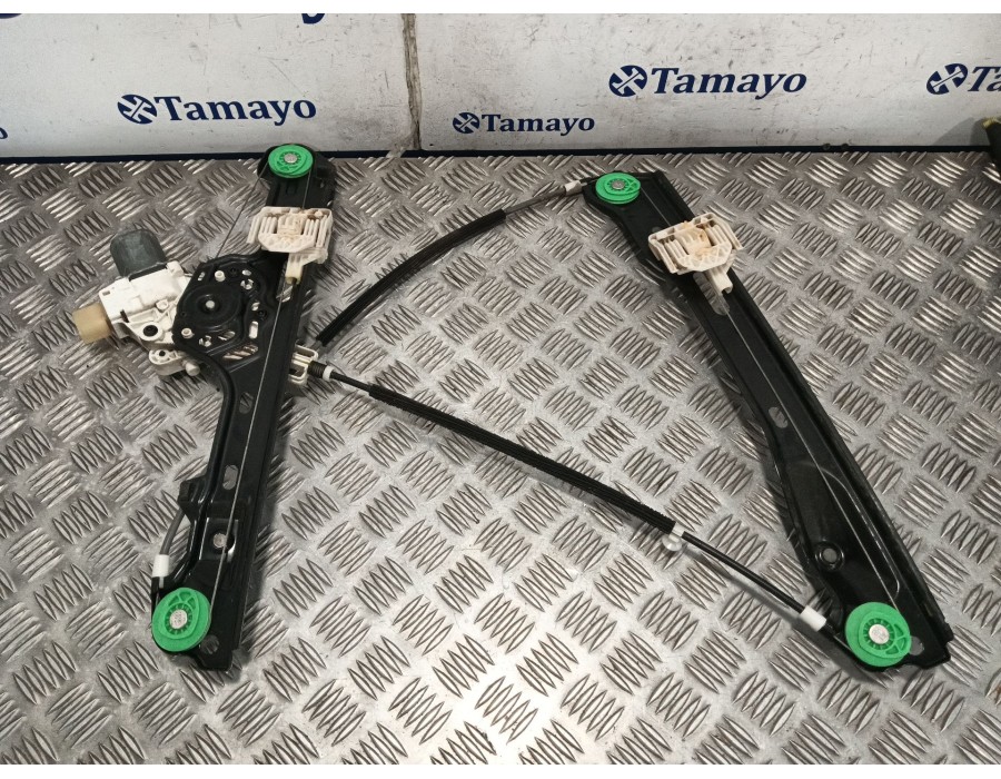 Recambio de elevalunas delantero derecho para bmw serie 1 berlina (e81/e87) 1.6 16v cat referencia OEM IAM 7067796S  7138466E