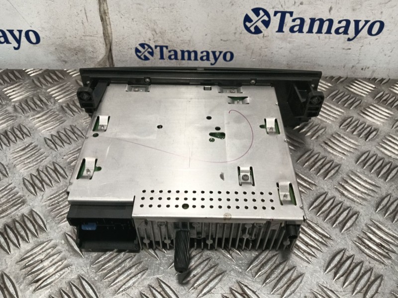 Recambio de sistema audio / radio cd para bmw serie 1 berlina (e81/e87) 2.0 turbodiesel cat referencia OEM IAM 6512921627501 10R