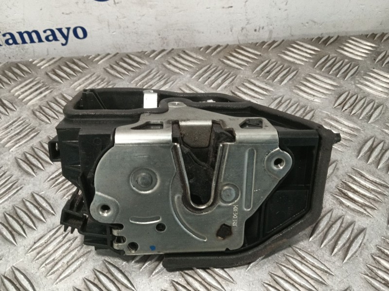 Recambio de cerradura puerta delantera derecha para bmw serie 1 berlina (e81/e87) 1.6 16v cat referencia OEM IAM A046998  720214
