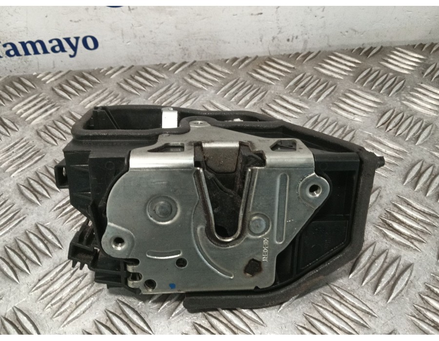 Recambio de cerradura puerta delantera derecha para bmw serie 1 berlina (e81/e87) 1.6 16v cat referencia OEM IAM A046998  720214