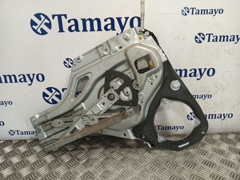 Recambio de elevalunas trasero derecho para kia sportage 2.0 crdi referencia OEM IAM 824801F000  
