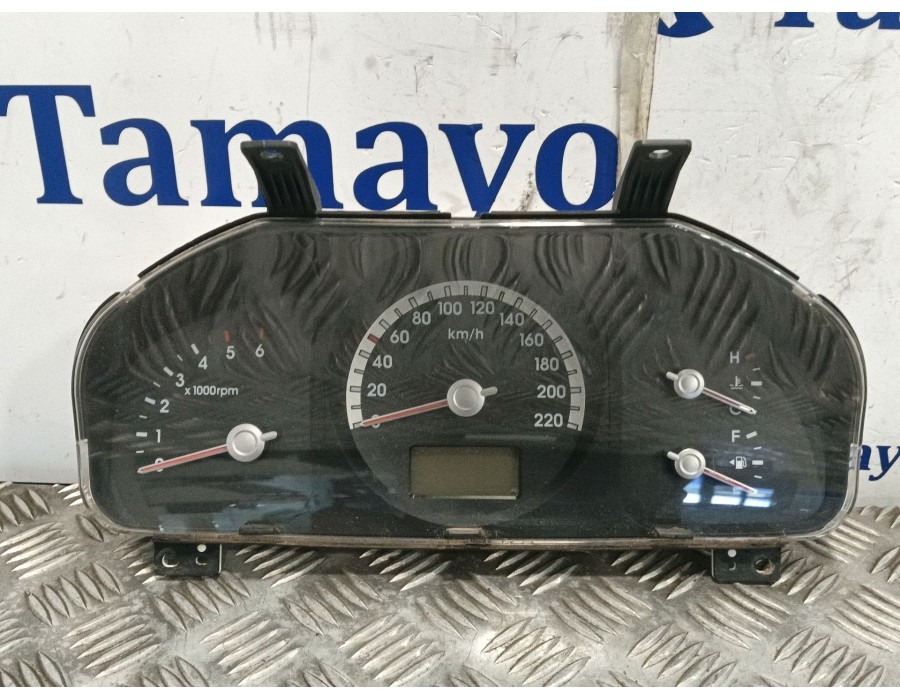 Recambio de cuadro instrumentos para kia sportage 2.0 crdi referencia OEM IAM 940031F011  