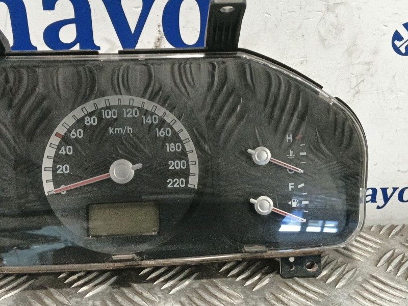 Recambio de cuadro instrumentos para kia sportage 2.0 crdi referencia OEM IAM 940031F011  