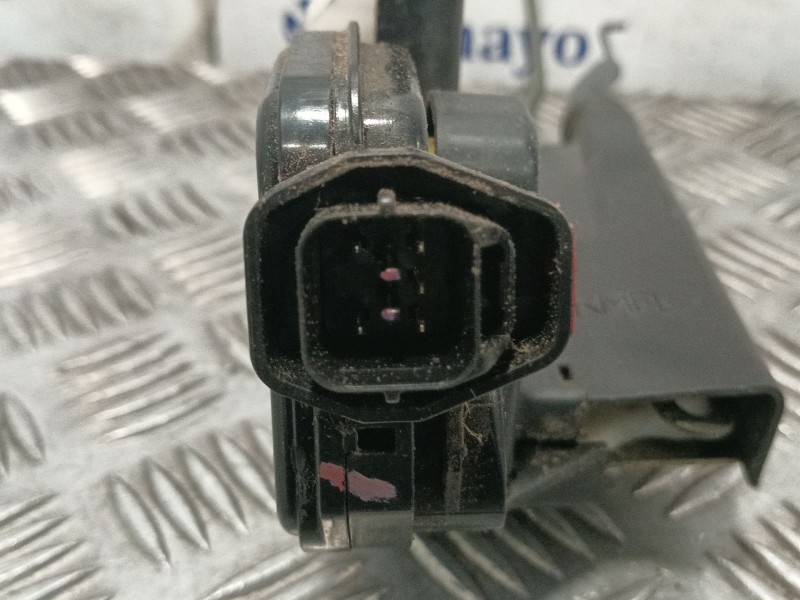 Recambio de cerradura puerta delantera izquierda para kia sportage 2.0 crdi referencia OEM IAM 813101F010  