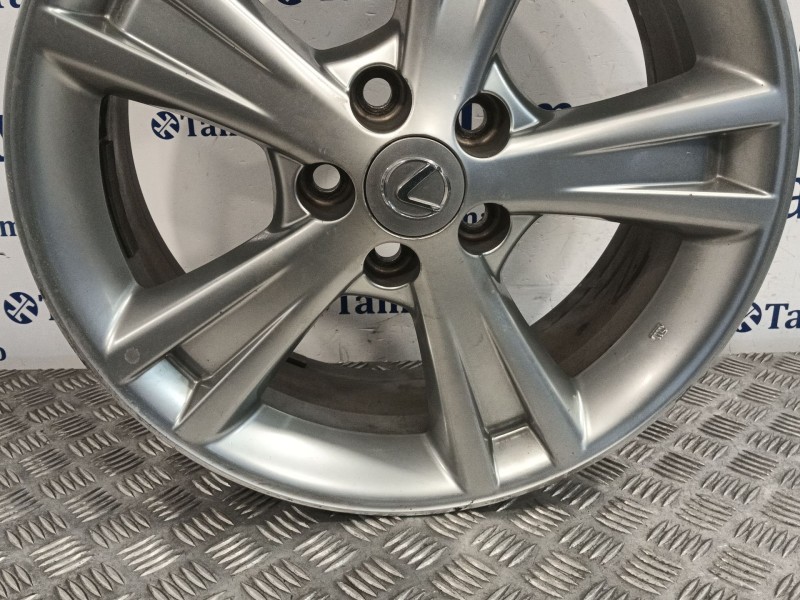 Recambio de llanta para lexus rx referencia OEM IAM   