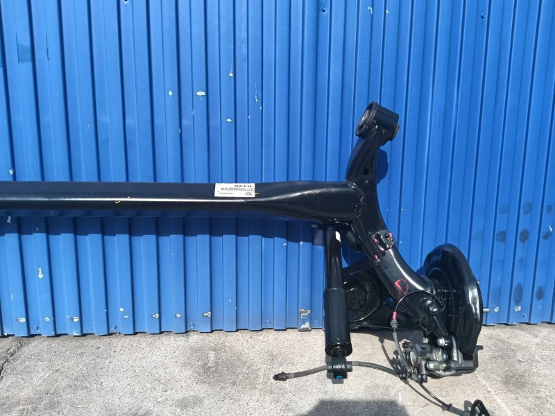 Recambio de puente trasero para kia rio 1.2 cat referencia OEM IAM   