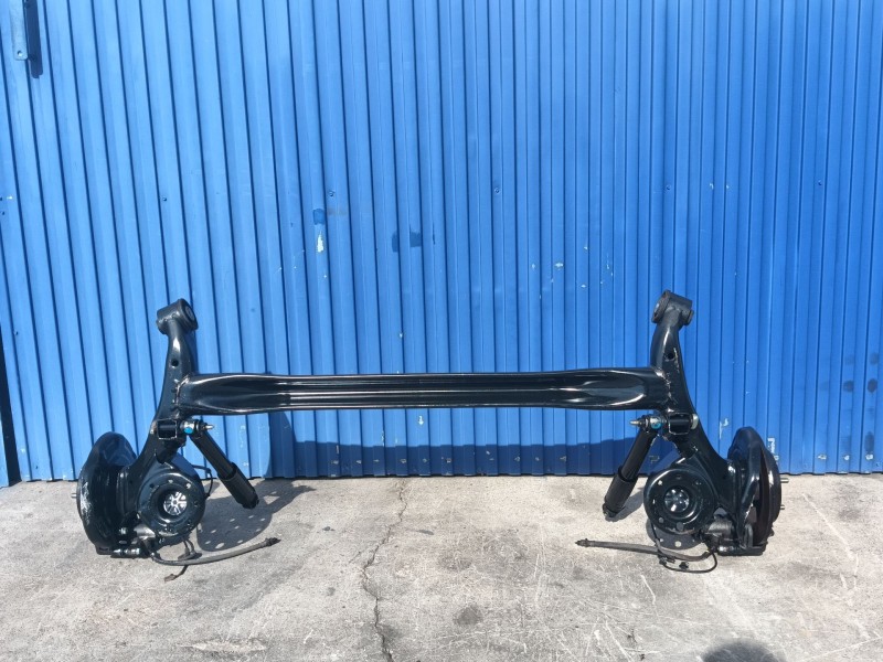Recambio de puente trasero para kia rio 1.2 cat referencia OEM IAM   