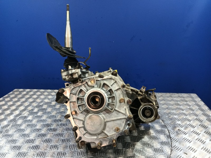 Recambio de caja transfer para mitsubishi montero (v20/v40) 2.8 turbodiesel referencia OEM IAM 3040LE  