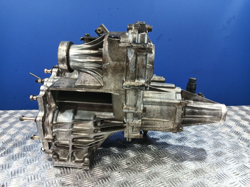 Recambio de caja transfer para mitsubishi montero (v20/v40) 2.8 turbodiesel referencia OEM IAM 3040LE  