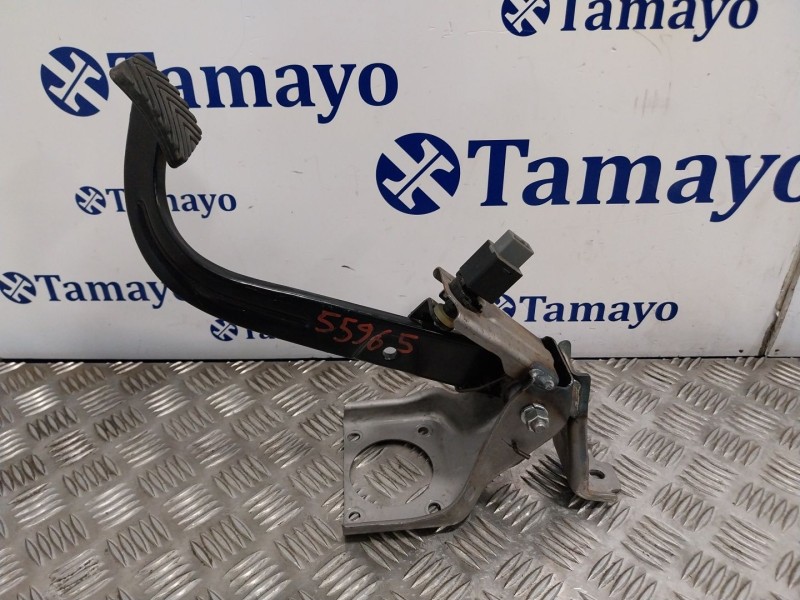 Recambio de pedal freno para kia rio 1.2 cat referencia OEM IAM 328003X300  938133S800