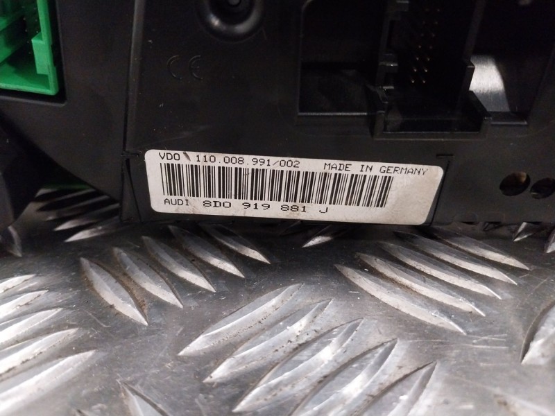 Recambio de cuadro instrumentos para audi a4 avant (b5) 1.8 20v turbo referencia OEM IAM 8D0919881J G750669H 110008991