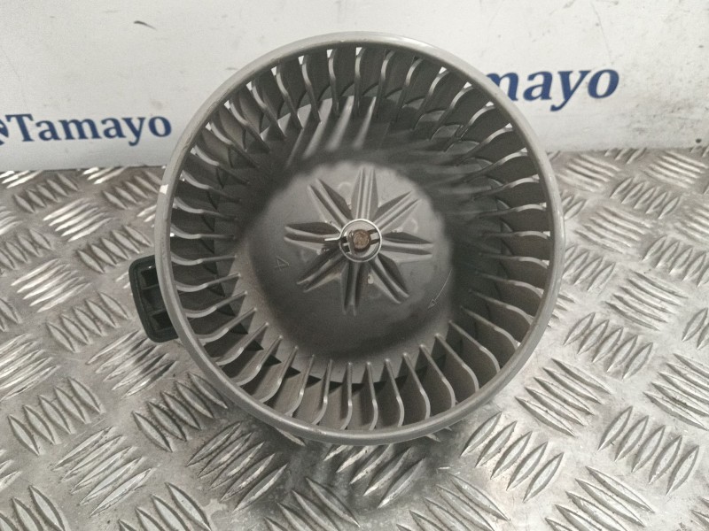 Recambio de motor calefaccion para kia rio 1.2 cat referencia OEM IAM B308830440  