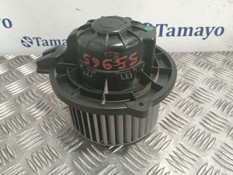 Recambio de motor calefaccion para kia rio 1.2 cat referencia OEM IAM B308830440  