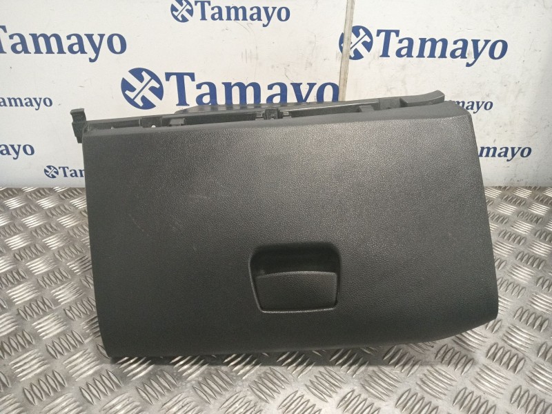 Recambio de guantera para kia rio 1.2 cat referencia OEM IAM 845121W020  