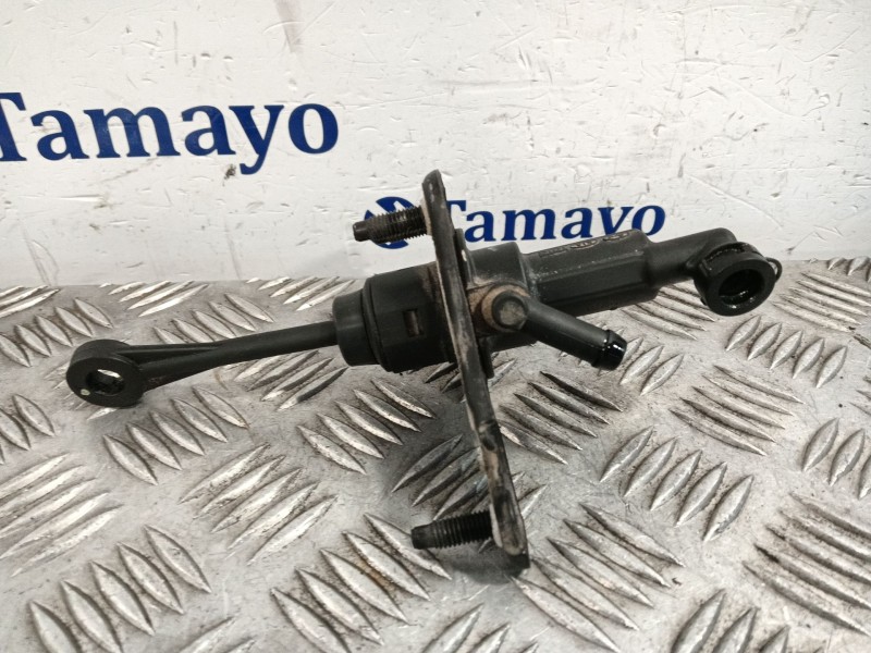 Recambio de bombin embrague para kia rio 1.2 cat referencia OEM IAM   