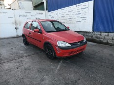 opel corsa c (x01) del año 2001