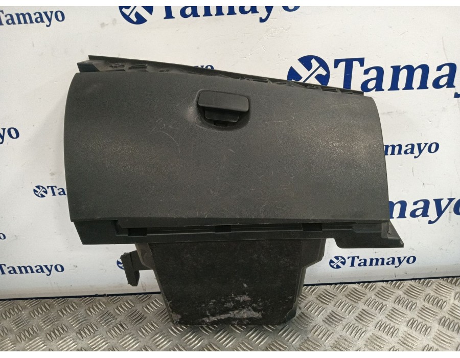 Recambio de guantera para renault megane iii berlina 5 p 1.5 dci diesel fap referencia OEM IAM 681083896R  