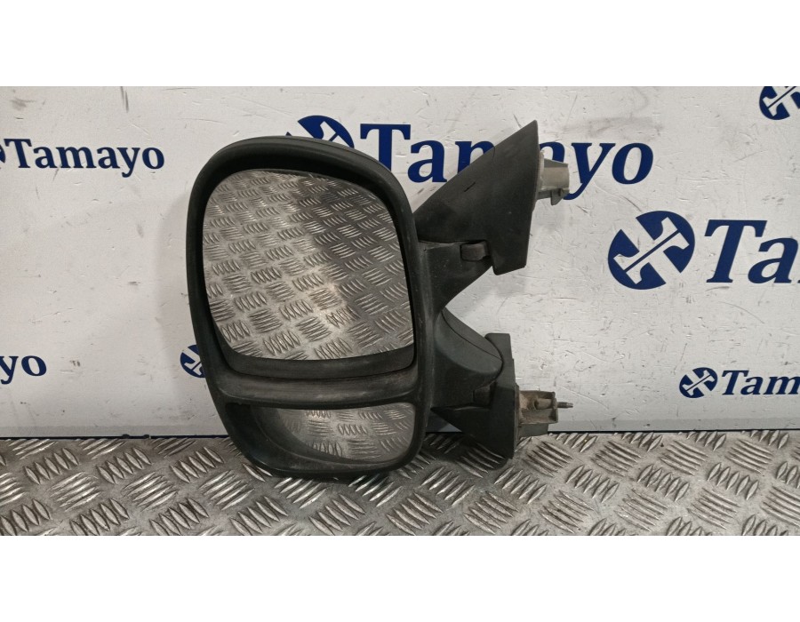 Recambio de retrovisor izquierdo para renault trafic ii furgoneta (fl) 1.9 dci 100 (fl0c) referencia OEM IAM   