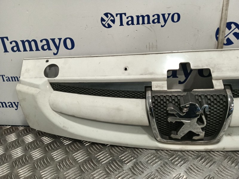 Recambio de rejilla delantera para peugeot partner furgoneta/monovolumen (5_, g_) 1.6 hdi 75 referencia OEM IAM   