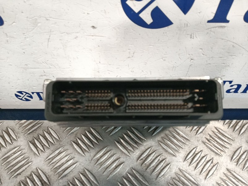 Recambio de centralita motor uce para ssangyong rodius i 2.7 xdi referencia OEM IAM A6655404032 R0411C013D 28014127