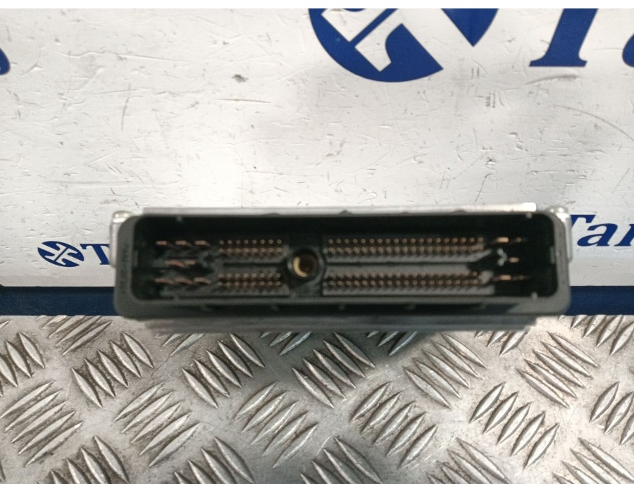 Recambio de centralita motor uce para ssangyong rodius i 2.7 xdi referencia OEM IAM A6655404032 R0411C013D 28014127