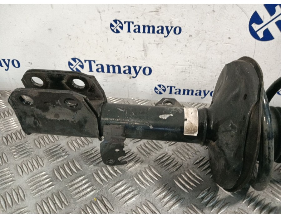 Recambio de amortiguador delantero derecho para toyota corolla verso (r1) referencia OEM IAM 48510  