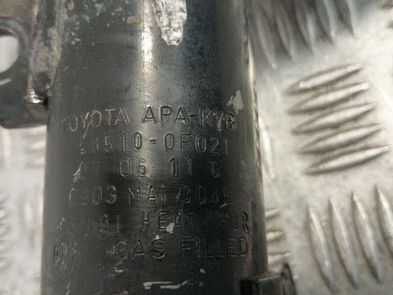 Recambio de amortiguador delantero derecho para toyota corolla verso (r1) referencia OEM IAM 48510  