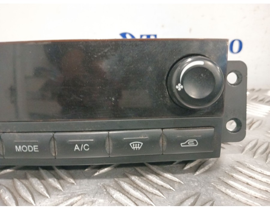 Recambio de mando calefaccion / aire acondicionado para ssangyong rexton 2.9 turbodiesel cat referencia OEM IAM 6870008510  