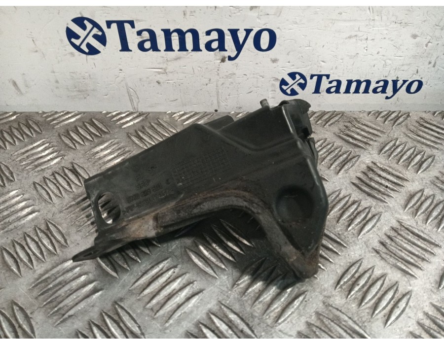 Recambio de plastico varios para volkswagen golf plus v (5m1, 521) 2.0 tdi 16v referencia OEM IAM 5M0823601  
