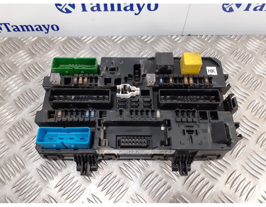 Recambio de caja reles / fusibles para opel astra h berlina 1.7 16v cdti referencia OEM IAM 13206762HK  5DK00866932