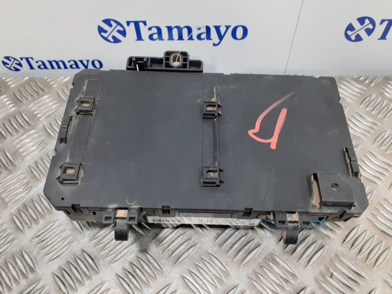 Recambio de caja reles / fusibles para opel astra h berlina 1.7 16v cdti referencia OEM IAM 13206762HK  5DK00866932