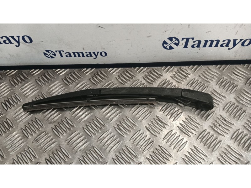 Recambio de brazo limpia trasero para kia rio 1.2 cat referencia OEM IAM   