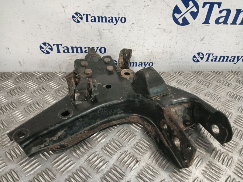 Recambio de brazo suspension inferior delantero izquierdo para ford maverick (ml) 2.7 turbodiesel referencia OEM IAM   