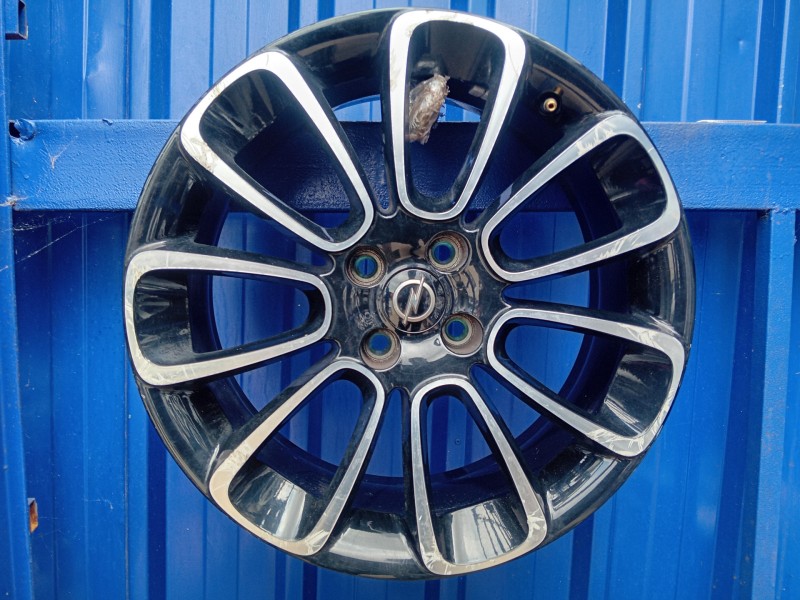 Recambio de llanta para opel adam referencia OEM IAM 3154 RONAL  