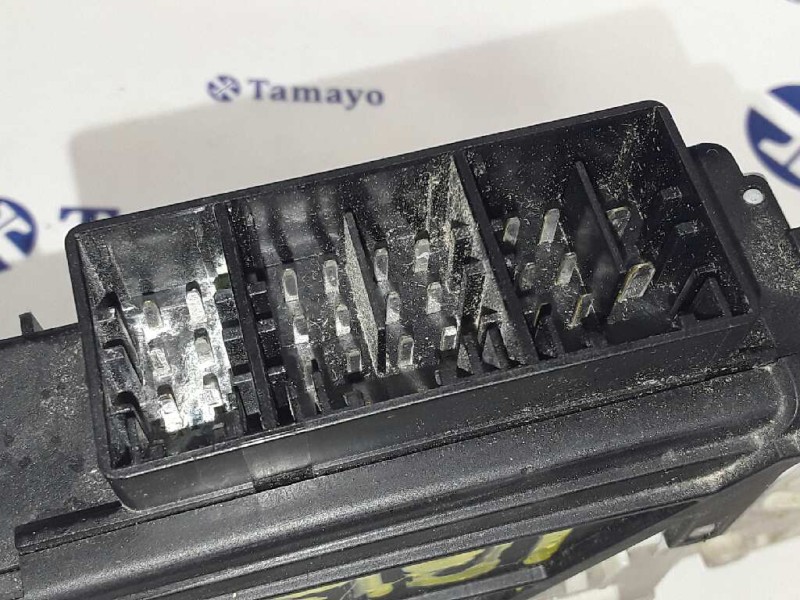 Recambio de motor elevalunas delantero derecho para seat ibiza (6l1) referencia OEM IAM 6Q2959801A  