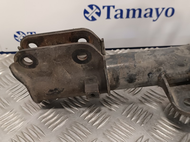 Recambio de amortiguador delantero izquierdo para kia carnival 2.9 crdi cat referencia OEM IAM 546514D200  