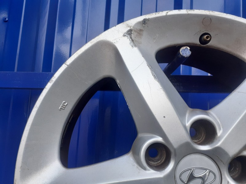 Recambio de llanta para hyundai sonata (nf) 2.4 cat referencia OEM IAM 529103K330  