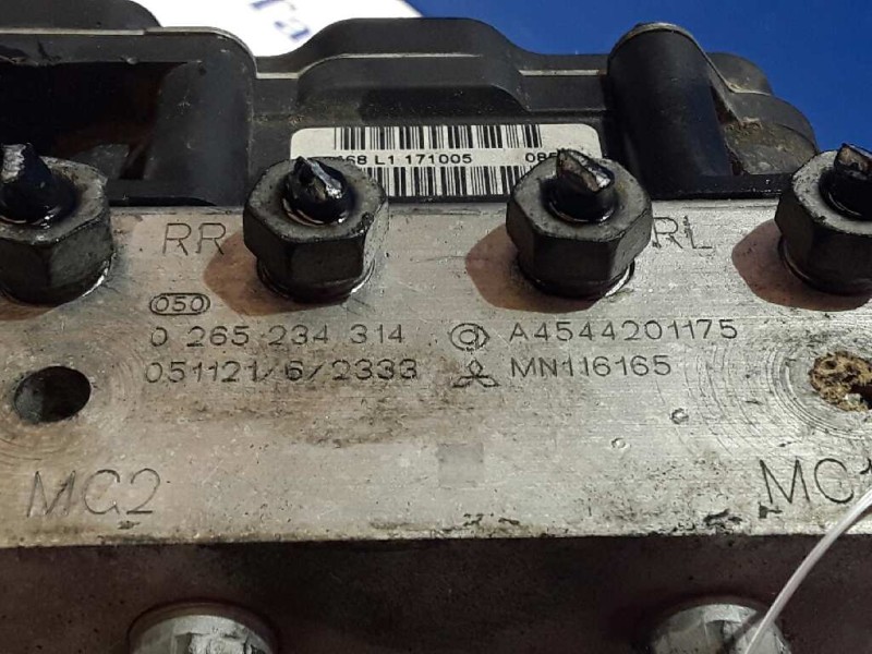 Recambio de abs para smart forfour 1.5 cdi cat referencia OEM IAM 0265234314 05112162333 A4544201175