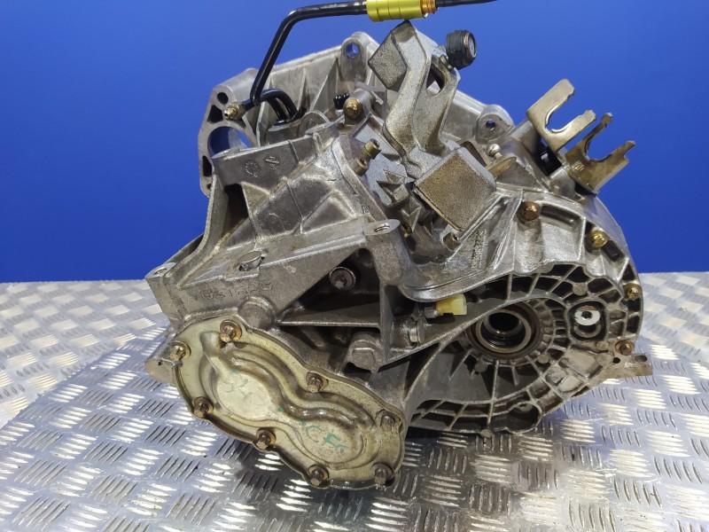 Recambio de caja cambios para mg serie 75 (rj) 2.5 v6 24v cat referencia OEM IAM 25S39  