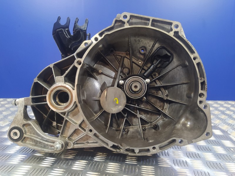 Recambio de caja cambios para ford focus berlina (cap) 1.8 tdci turbodiesel cat referencia OEM IAM 4M5R7002YA  