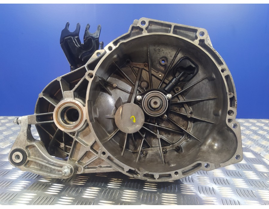 Recambio de caja cambios para ford focus berlina (cap) 1.8 tdci turbodiesel cat referencia OEM IAM 4M5R7002YA  