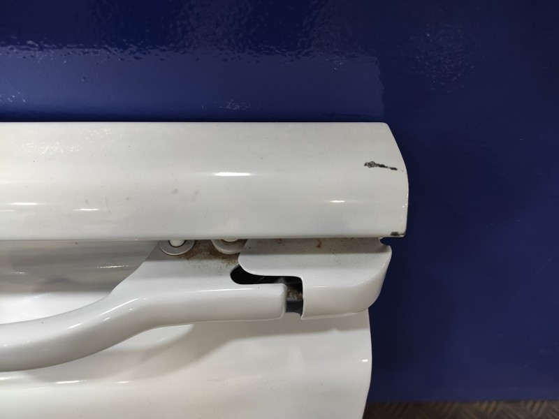 Recambio de porton trasero para isuzu d-max 1.9 turbodiesel referencia OEM IAM   